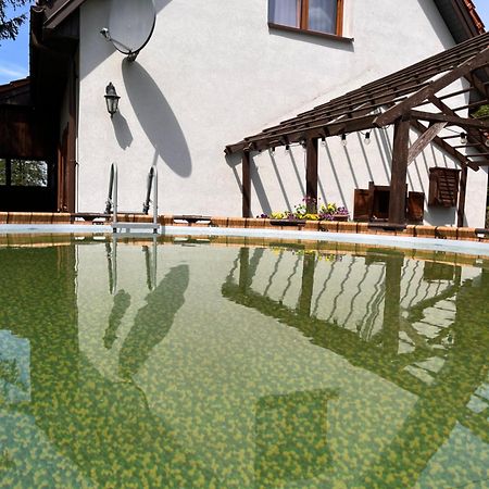 Uroczy Dom Nad Jeziorem Sniardwy Tuz Obok Plazy Nowe Guty Exterior photo